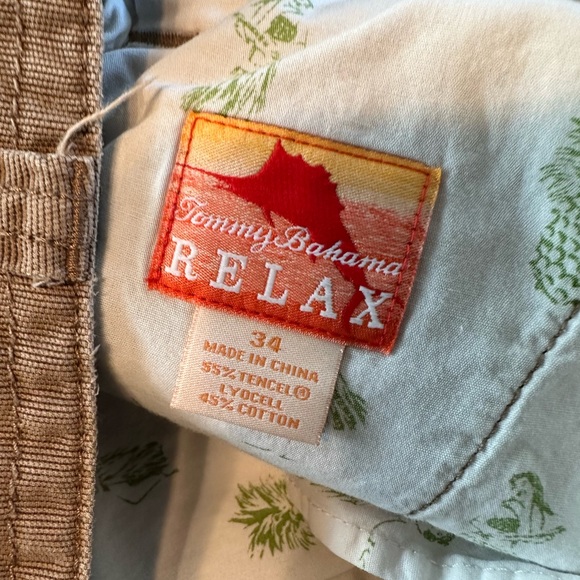 Tommy Bahama Cargo Shorts size34 - Picture 3 of 6